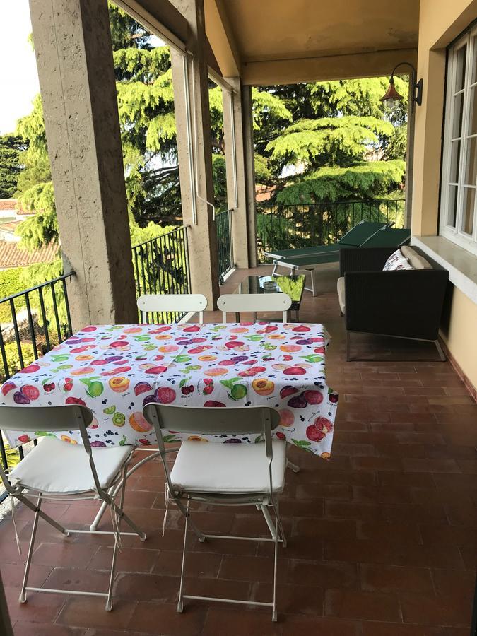 Aparthotel Residenza Le Logge Torri Del Benaco Esterno foto