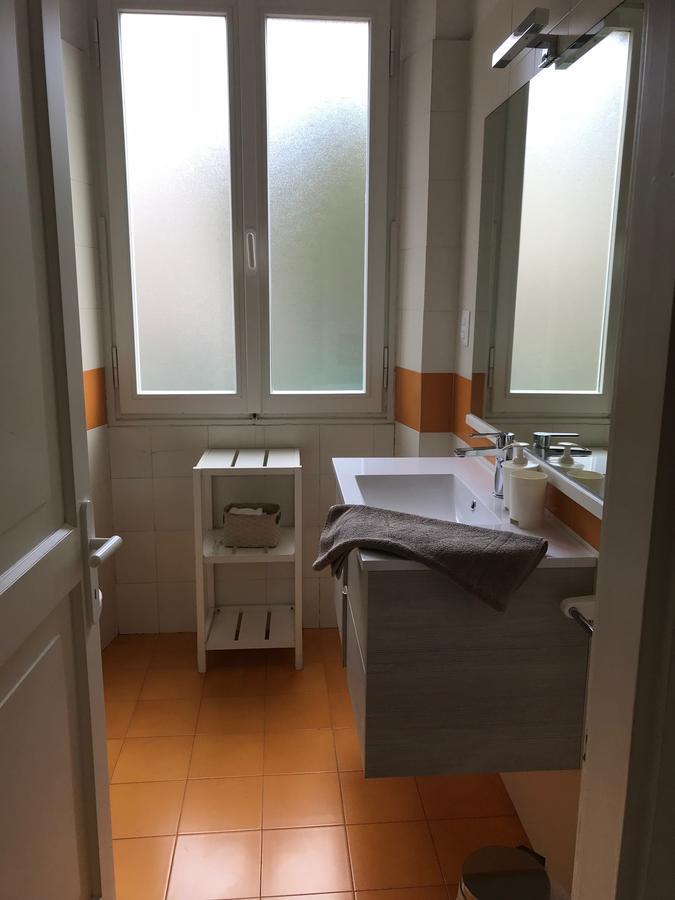 Aparthotel Residenza Le Logge Torri Del Benaco Esterno foto